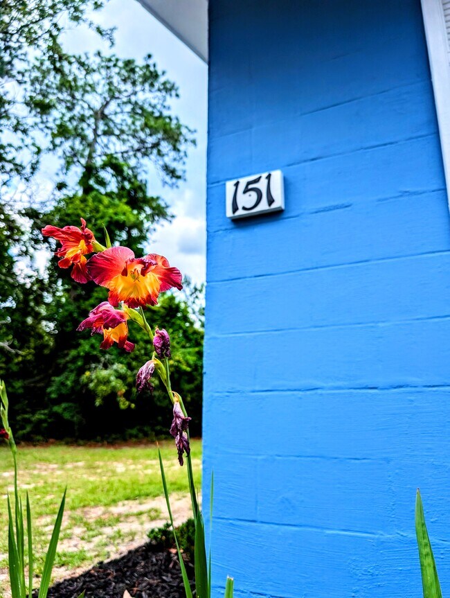 Primary Photo - 151 Good Springs Rd