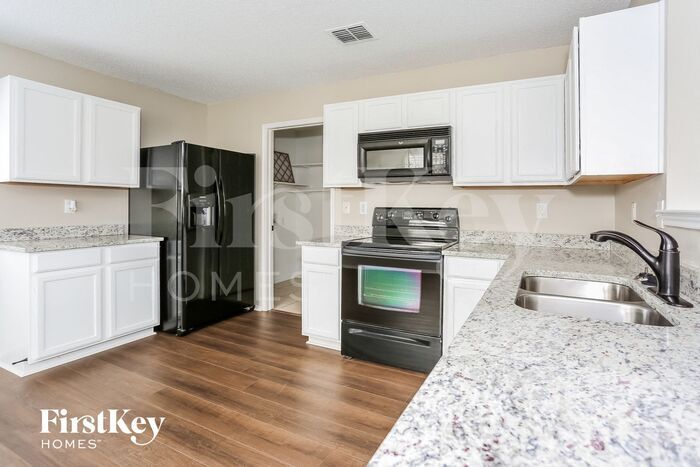 Building Photo - 345 Firewheel Rd