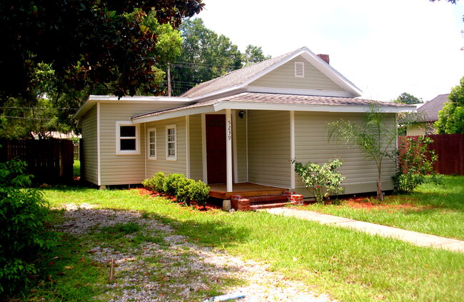 Primary Photo - Charming 3BR/1BA Zephyrhills Home