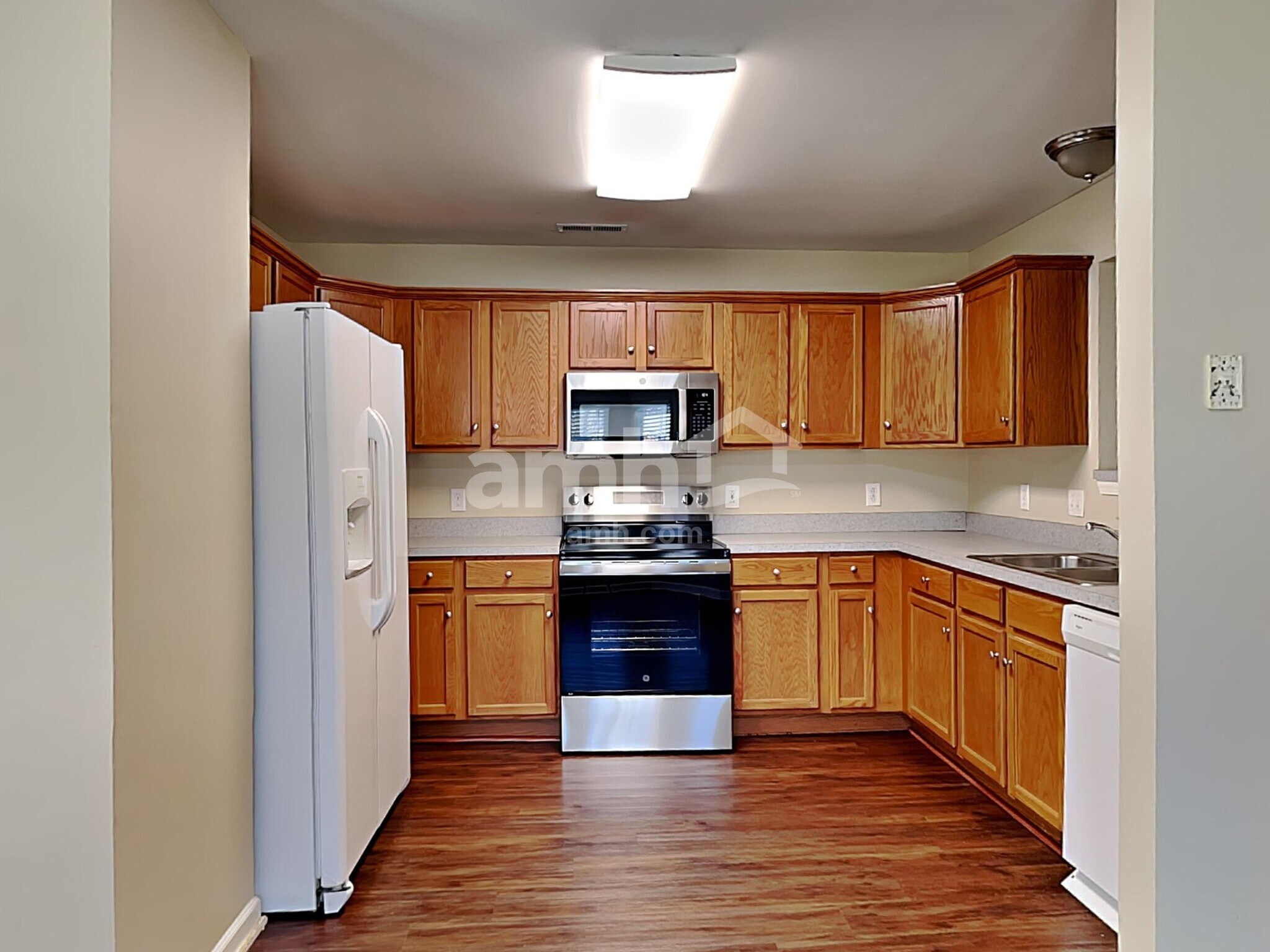 Building Photo - 1039 Saddle Wood Dr