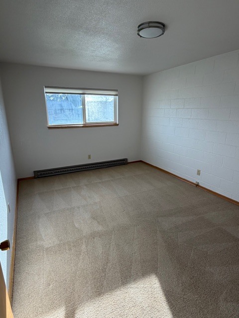 Building Photo - 4601 Englewood Ave