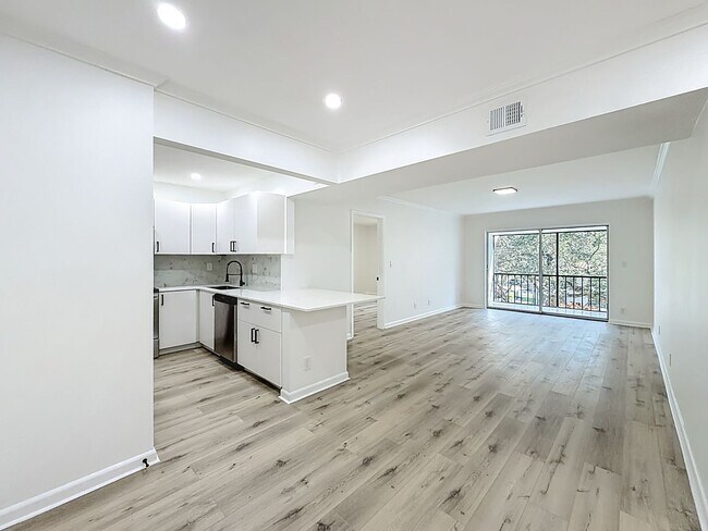 Building Photo - Beautiful 2 bedroom 2 bath Condo in Boca Raton, close to FAU