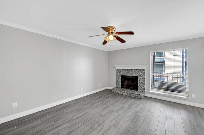 Building Photo - 18519 Egret Bay Blvd