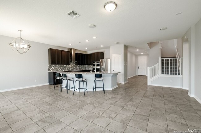Building Photo - 118 Kyle Cove