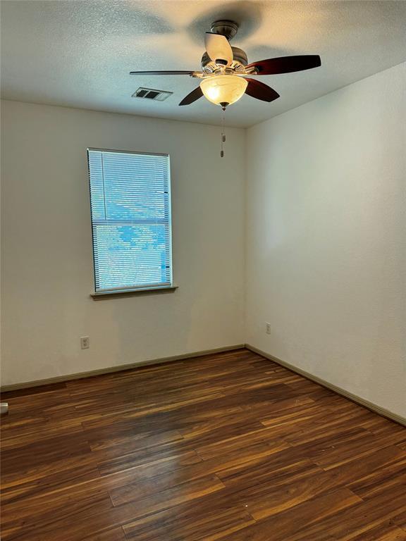 Building Photo - 8901 Parkfield Dr