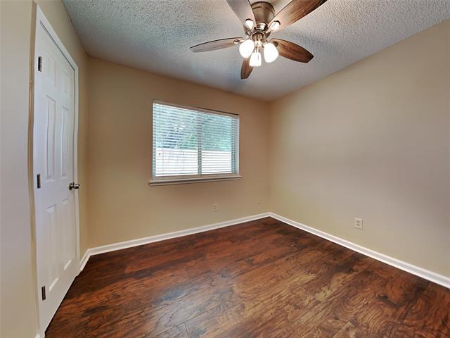 Building Photo - 3411 Old Oaks Dr