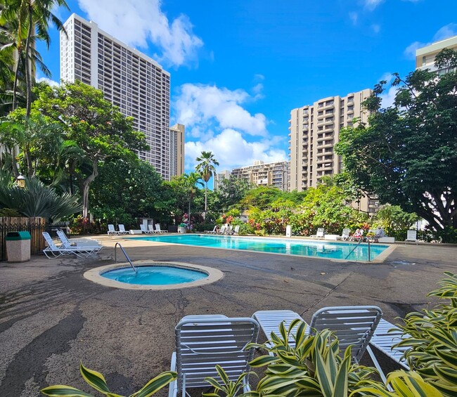 Building Photo - Waikiki - Liliuokalani Gardens: A Studio, ...