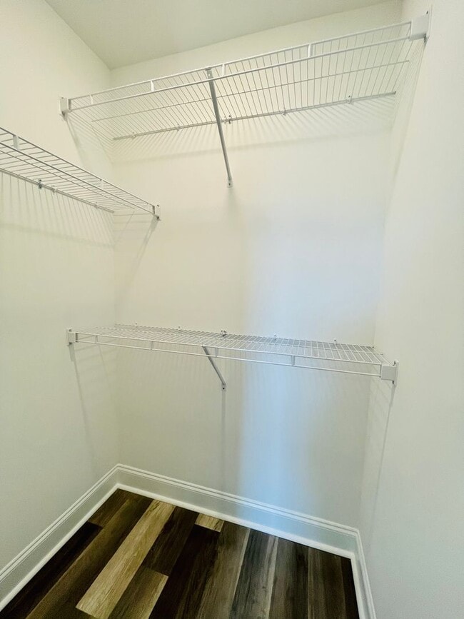 Building Photo - Adorable 2bd/2.5ba cottage in downtown Aynor - Ready for move in!!