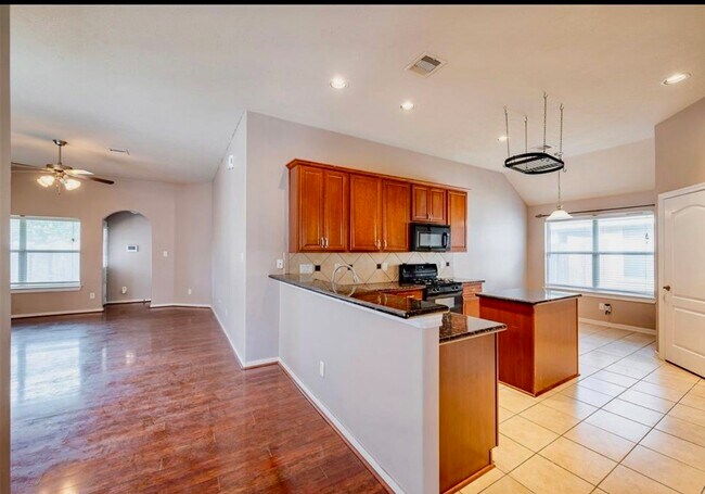 Building Photo - 12027 Grace Hall Dr