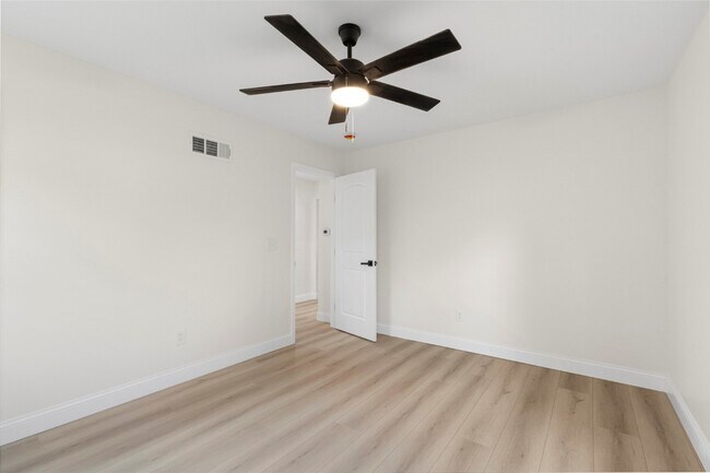 Building Photo - 84 Strecker Rd