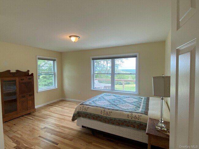 Building Photo - 641 Smithfield Rd