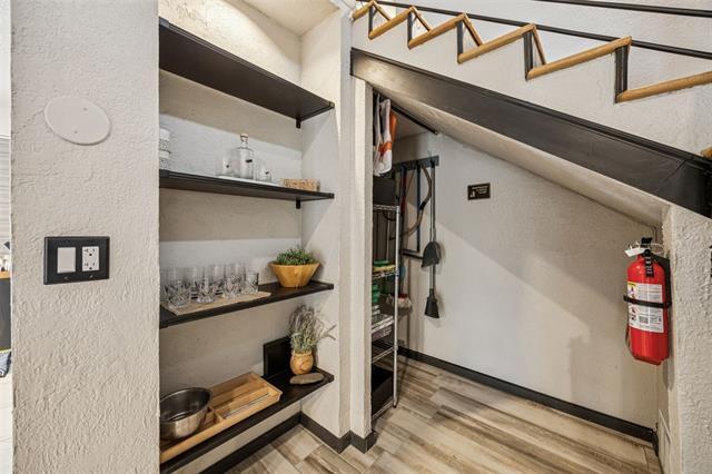 Building Photo - 3601 Colosseum Way