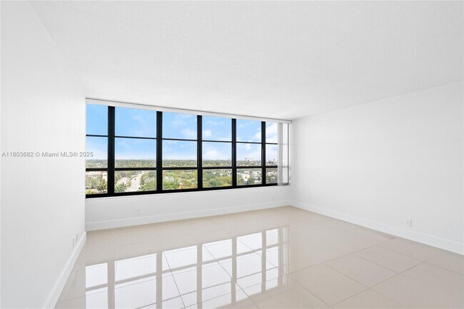 Building Photo - 600 Three Islands Boulevard