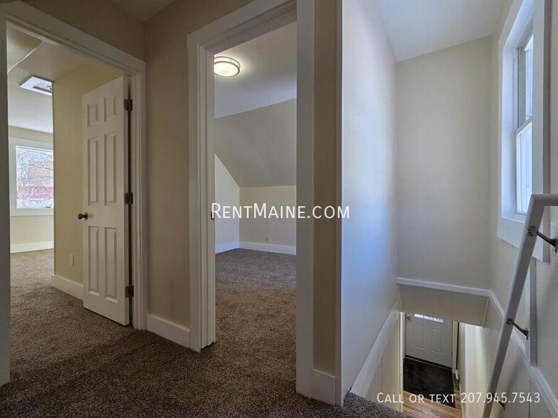 Building Photo - 90 Newbury St