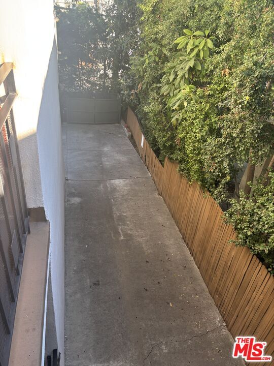 Building Photo - 1807 Taft Ave