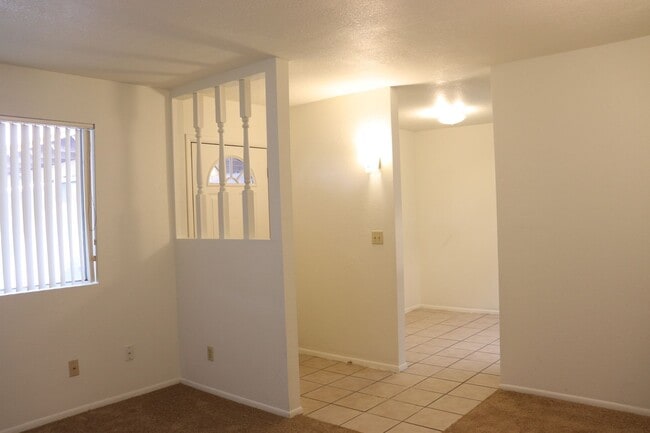 Building Photo - 4207 Calle Barona