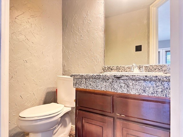 Building Photo - 12923 Skymeadow Dr
