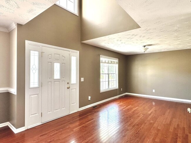 Building Photo - 284 Briarwood Pl