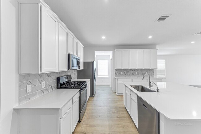 Building Photo - 30226 Belgrade Pk Ln