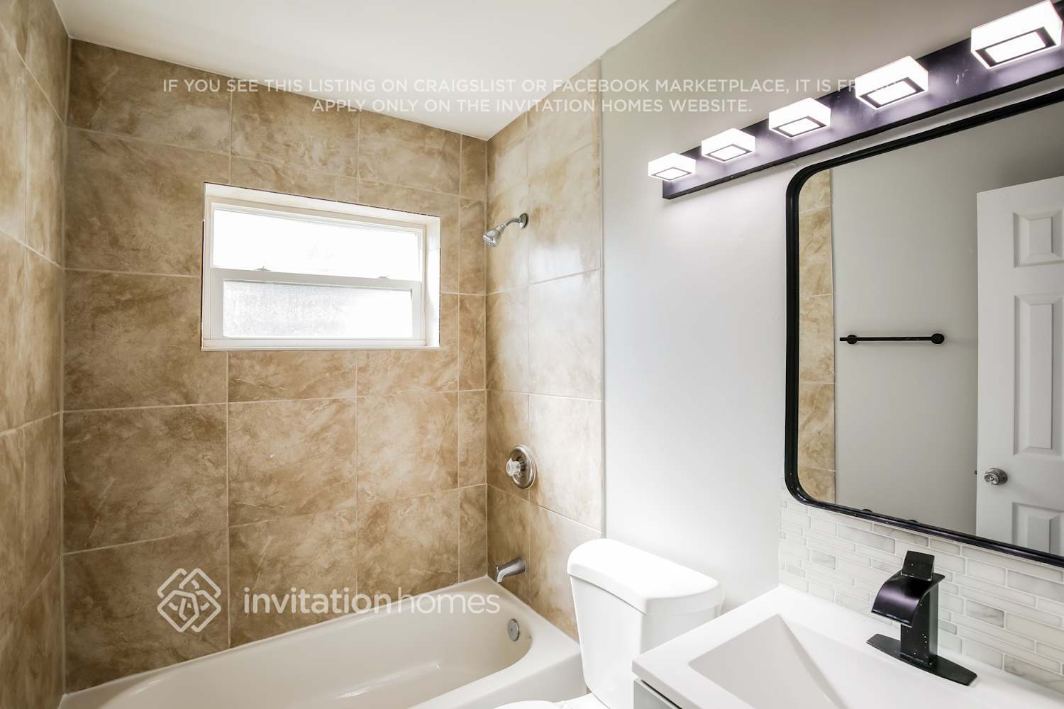 Building Photo - 6338 NW 24th Ct