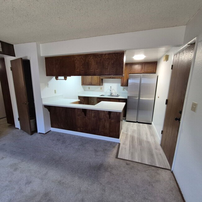 Building Photo - 3332 Jayanne Way