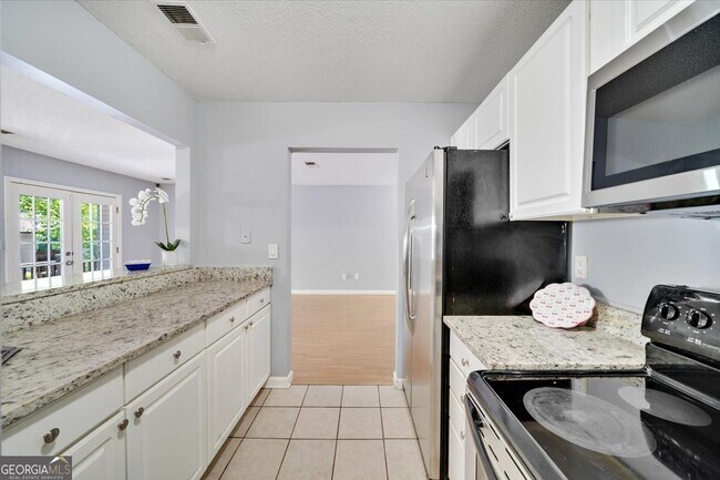 Building Photo - 3599 Woodbriar Cir