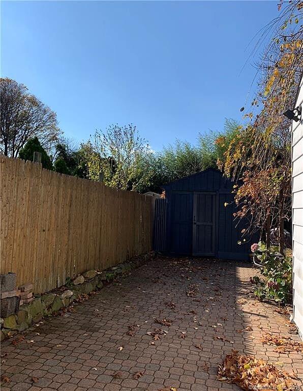 Building Photo - 54 Summit Ave