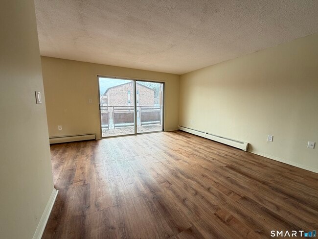 Building Photo - 45 Jefferson Rd