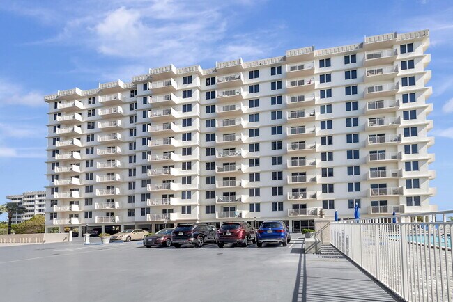 Building Photo - 3215 S Ocean Blvd