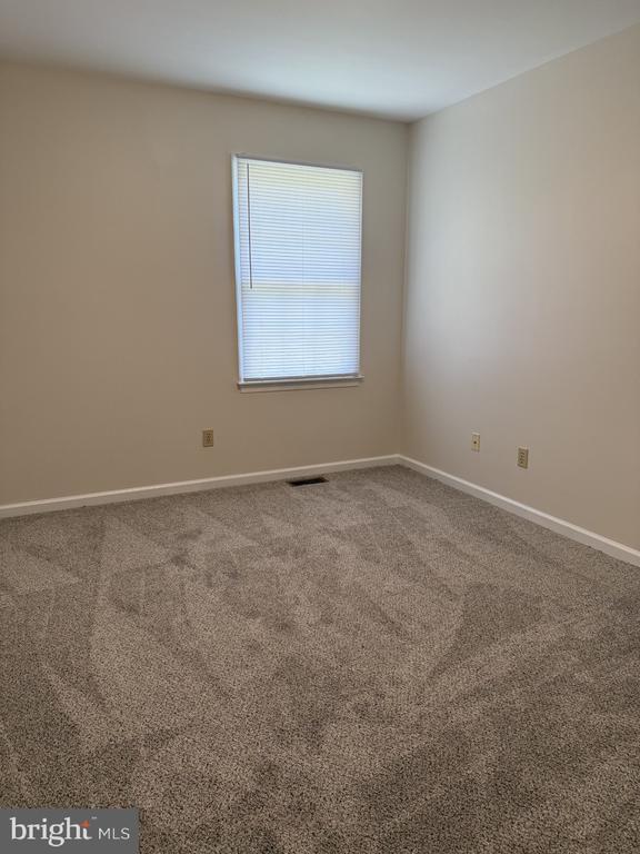 Building Photo - 3218 Normandy Ave