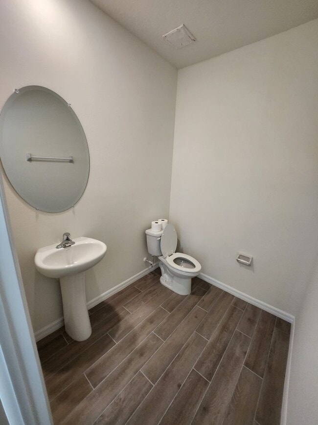 Building Photo - Spacious 4-Bedroom Modern Home in Oaks Preserve – Perfect Gainesville Location