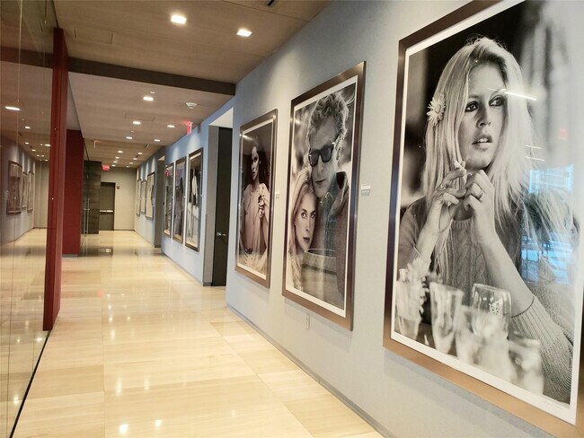 Building Photo - 1080 Brickell Ave