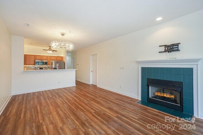 Building Photo - 18840 Nautical Dr