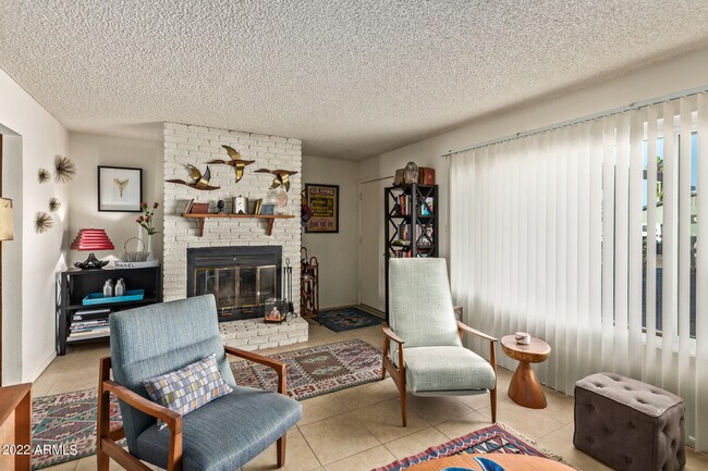 Building Photo - 12728 N 40th Pl