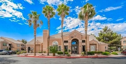 Building Photo - 8101 W Flamingo Rd