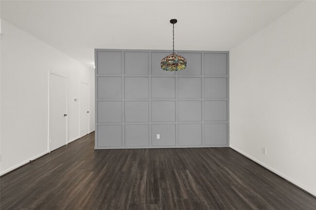 Building Photo - 2860 Holly Hall St