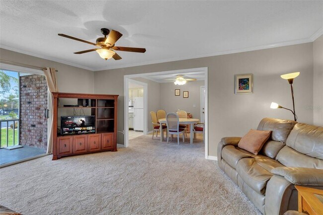 Building Photo - 3847 35th Way S