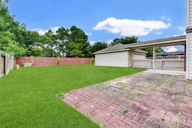 Building Photo - 15006 Cabin Run Ln