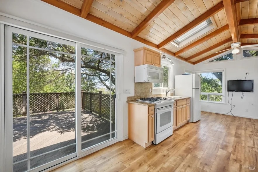 ADU (rents seperately) - 1097 Lea Dr
