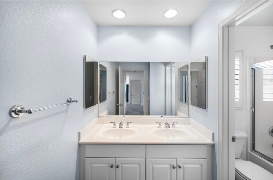 Building Photo - 29734 Big Dipper Way