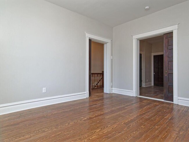 Building Photo - 3004 McNair Ave