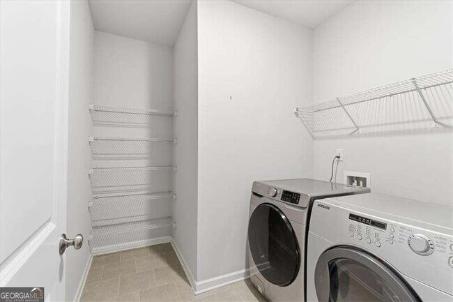 Building Photo - 2565 Cherry Birch Ln