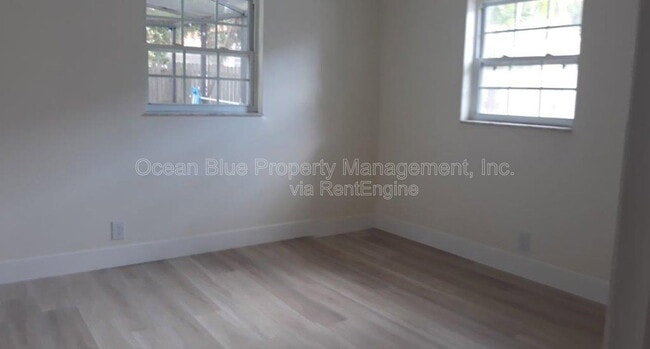 Building Photo - 309 Fairfield St