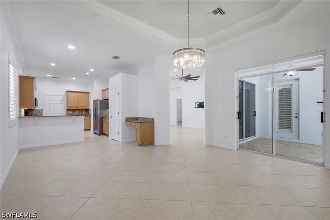 Building Photo - 15501 Cadiz Ln