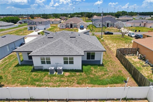 Building Photo - 804 Colville Dr