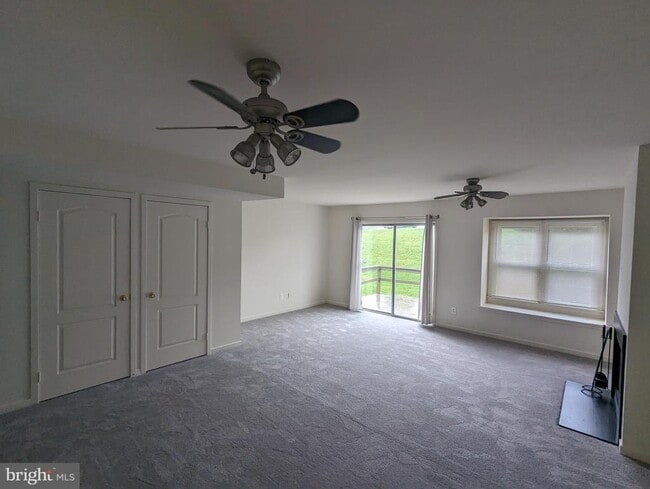 Building Photo - 5408 Lister Ct
