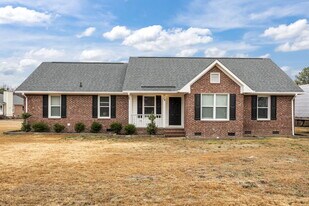 Building Photo - 38 Hallmark Dr