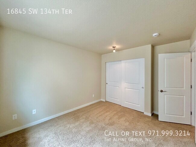 Building Photo - 16845 SW 134th Terrace