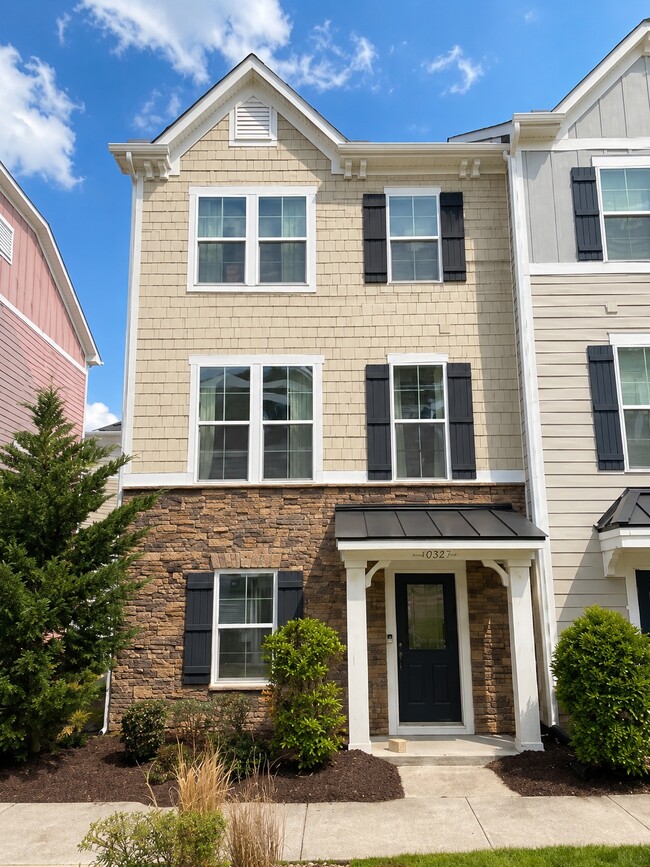 Building Photo - 606 Muddy Creek Rd