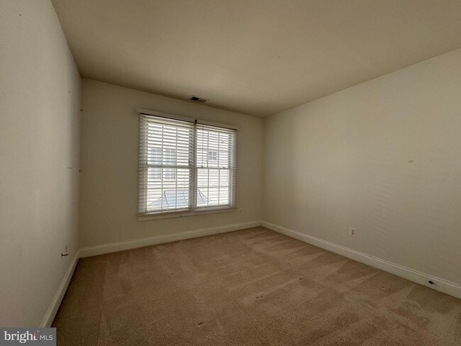 Building Photo - 13868 Piedmont Vista Dr